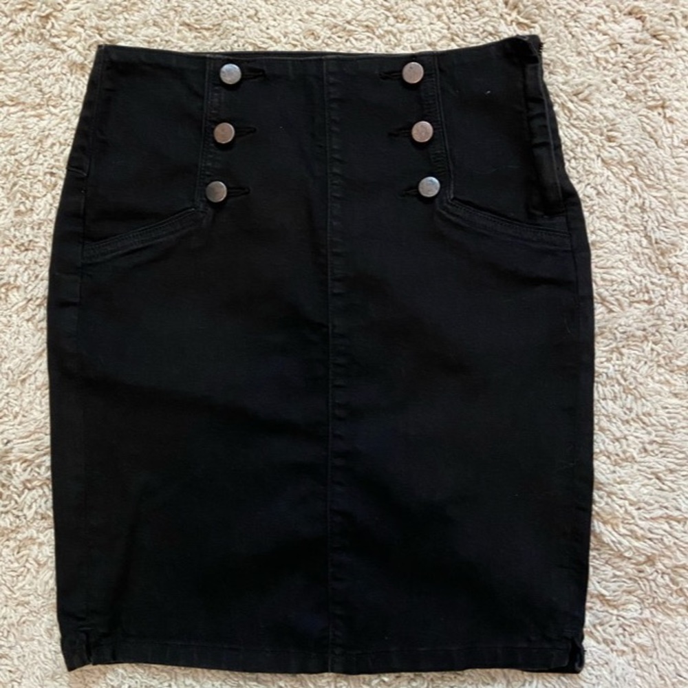 Forever 21 black denim mini skirt size M